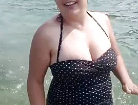 Amateur,beach,big Tits,tits,flashing,outdoor,pool,wife,matures,cheating,hardcore,public nudity,close up